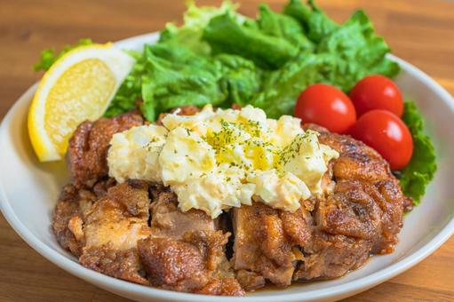 タルタルたっぷりチキン南蛮 タルタルたっぷりチキン南蛮 チキン南蛮,鶏肉料理,タルタルソースの写真素材