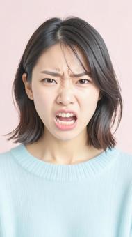怒れる女性 怒れる女性の写真