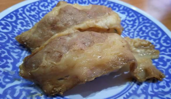 豚肉のお寿司の写真