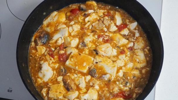 手作り・鯖の麻婆豆腐（出来上がり・接写） 鯖の麻婆豆腐,鯖,麻婆豆腐の写真素材