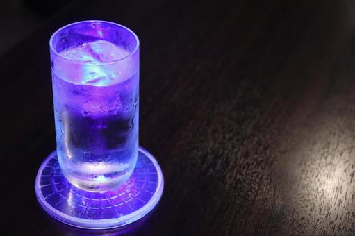 Shining glass (purple) Shining glass (purple)