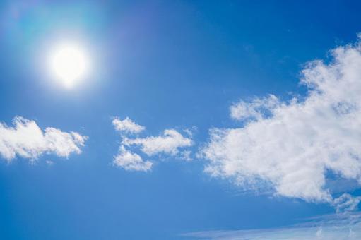 青空と太陽【背景用素材】 青空と太陽【背景用素材】の写真