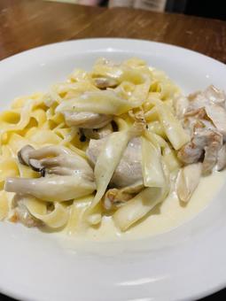 チキンクリームパスタ チキンクリームパスタ,クリームパスタ,パスタの写真素材