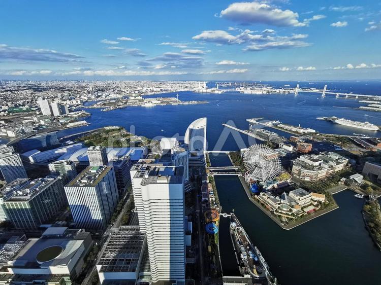 横浜ランドマークタワーより ビル,みなとみらい,ランドマークタワーの写真素材