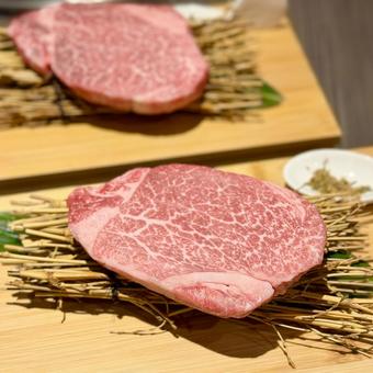 和牛 焼肉 シャトーブリアン  焼肉,牛肉,肉の写真素材