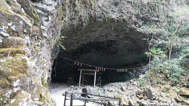 宮崎高千穂 天岩戸神社 宮崎高千穂 天岩戸神社 天岩戸,神社,鳥居の写真素材