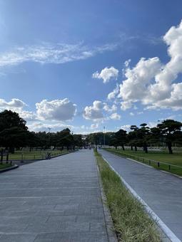 Straight road to the Imperial Palace, JPG Straight road to the Imperial Palace, JPG