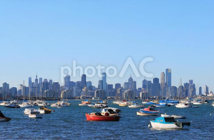 オーストラリア　メルボルンの市街地の景色 メルボルン,ヨット,ヨットハーバーの写真素材