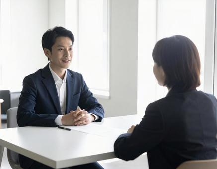 面接　商談の写真