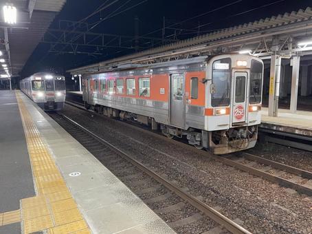 Johoku Line and Tokaido Line, JPG Johoku Line and Tokaido Line, JPG