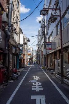 四谷駅前しんみち通り 四谷駅前しんみち通り しんみち通り,四谷,四ツ谷の写真素材