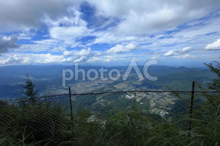 武甲山山頂の眺め 空,山,風景の写真素材