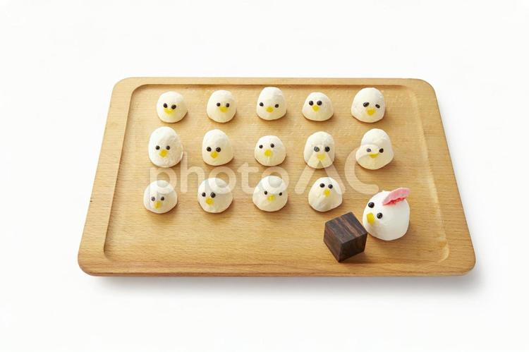 酉年　スイーツ(マシュマロ)　鶏　ひよこ 酉年,鶏,ひよこの写真素材