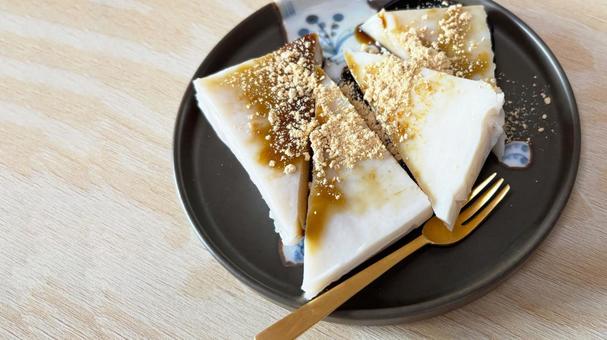 くずもち（左余白） くず餅,葛,餅の写真素材