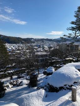 雪の町 雪の町 冬,凍った湖,雪景色の写真素材