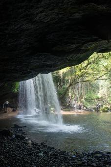熊本県　夏の鍋ヶ滝と光芒 熊本県,熊本,絶景の写真素材