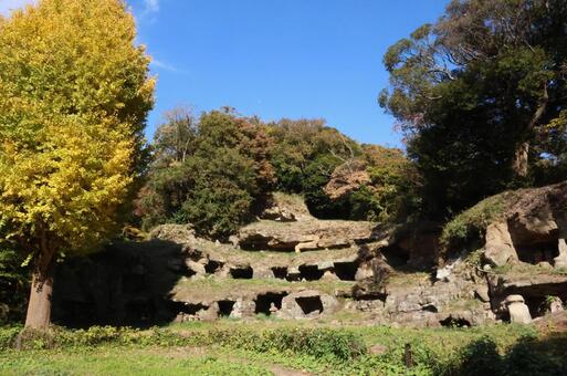 まんだら堂やぐら群 まんだら堂,やぐら,秋の写真素材