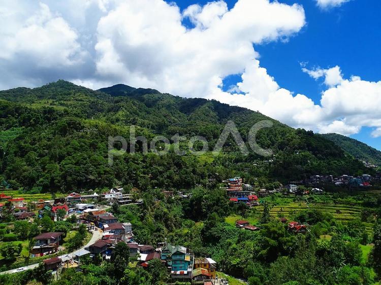 フィリピンのイフガオ州バナウエ町の日常風景（市街地） フィリピン,イフガオ,バナウエの写真素材