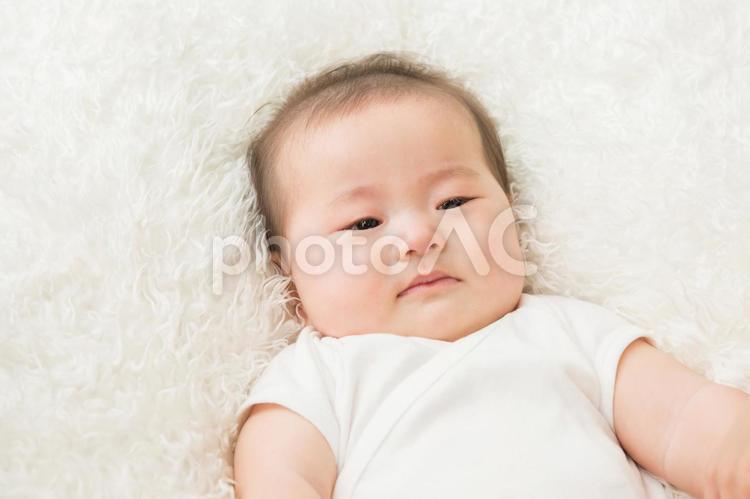 泣いた後の赤ちゃん 涙,泣く,赤ちゃんの写真素材