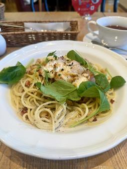 バジルのクリームパスタ パスタ,バジル,ランチの写真素材