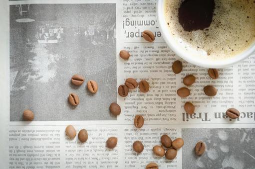 コーヒーとコーヒー豆2 コーヒーとコーヒー豆2の写真