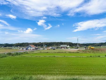 京成線車窓より九月の佐倉ふるさと広場近辺 京成線車窓より九月の佐倉ふるさと広場近辺の写真
