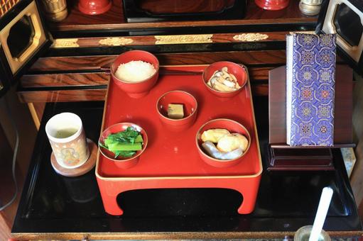 お盆のお供え料理(東北地方・農家) お盆のお供え料理(東北地方・農家) お盆,お供え,料理の写真素材