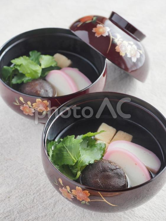 椎茸とかまぼこのお吸い物 お吸い物,すまし汁,おすましの写真素材