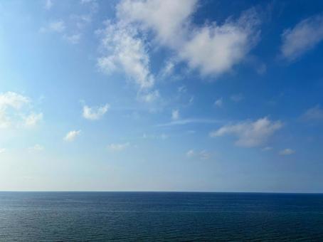 青い空と海 青い空と海の写真
