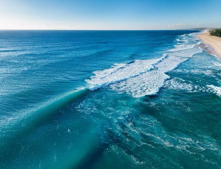 蒼天の青空とマリンブルーの海 蒼天の青空とマリンブルーの海の写真