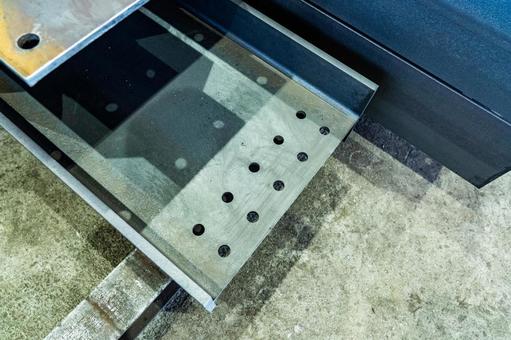 H形鋼 建築鉄骨 工場 金属加工 孔明,孔明け,穴開けの写真素材