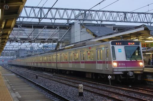 東京メトロ半蔵門線、8000系車両 東京メトロ半蔵門線、8000系車両の写真