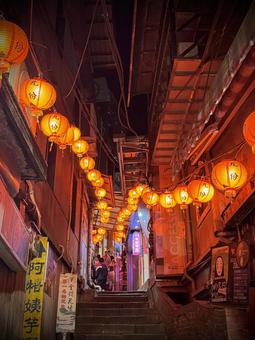 九份の階段路地と提灯の灯り 九份,台湾,観光の写真素材