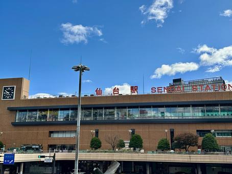＜仙台＞杜の都の玄関口、仙台駅 仙台駅,jr仙台駅,ペデストリアンデッキの写真素材