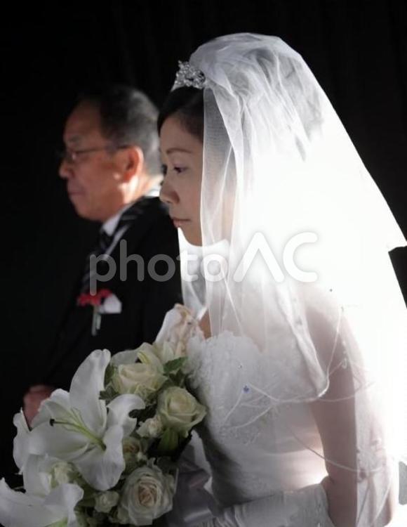 父と娘 結婚式,花嫁,父の写真素材