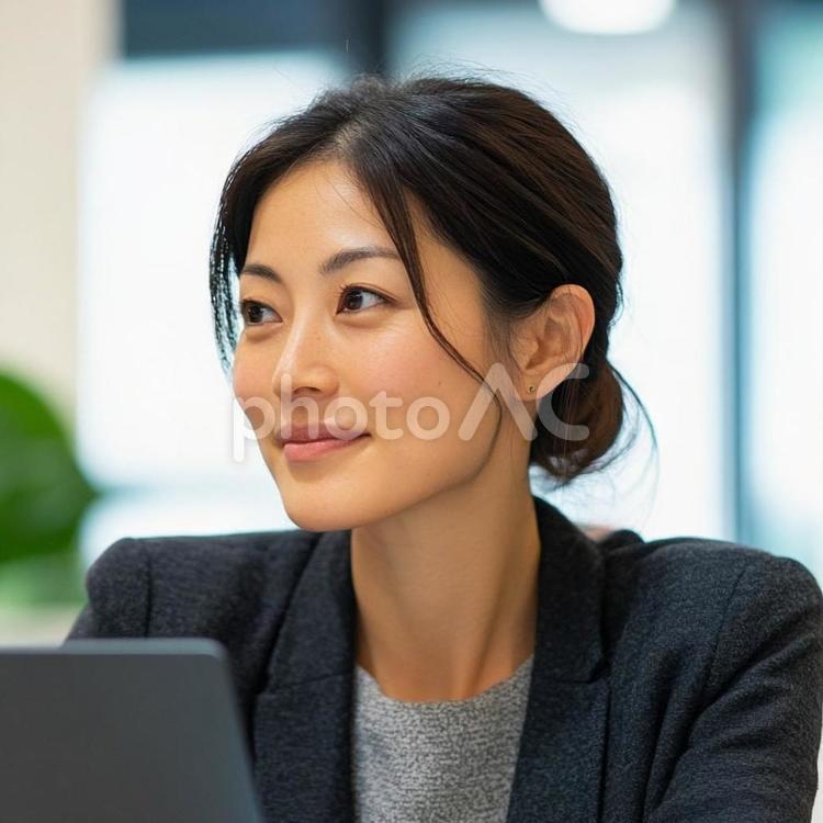 管理職の女性 ビジネスウーマン,キャリアウーマン,30代の写真素材