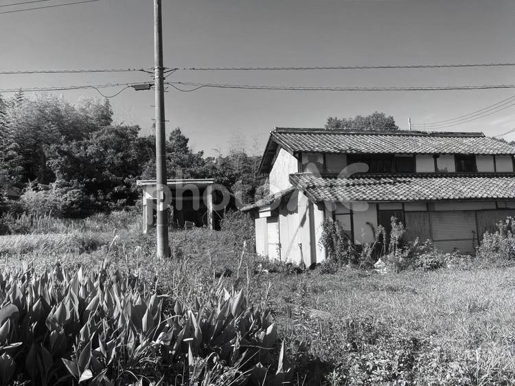 田舎　戸建て　空き家 田舎,田舎の風景,日本の写真素材