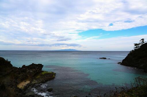 白浜の青い海1(静岡県下田市) 白浜,下田,青い海の写真素材