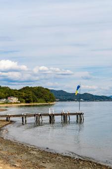 静岡県浜松市浜名湖　大崎　埠頭と吹き流し 日本,静岡県,浜松市の写真素材