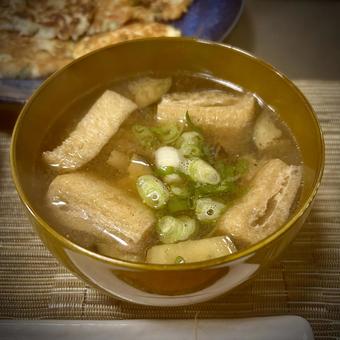 焼き茄子と薄揚げの味噌汁 味噌汁,旦那飯,男の料理の写真素材