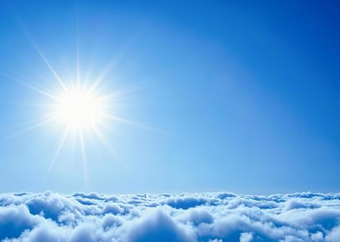 青空と太陽と雲海 青空と太陽と雲海の写真