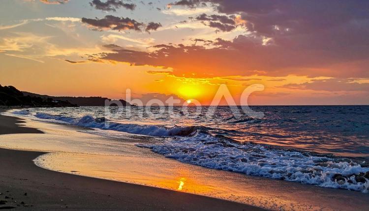 夕焼けの海 海,海岸,夕陽の写真素材