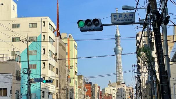 Tokyo Skytree as seen from Yoshiwara Daimon, JPG Tokyo Skytree as seen from Yoshiwara Daimon, JPG
