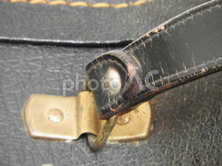 ギターケ―スの一部 金具,持ち手,サビの写真素材