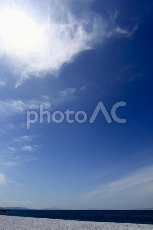青い空と青い海白い雲。夏。 青,海,空の写真素材