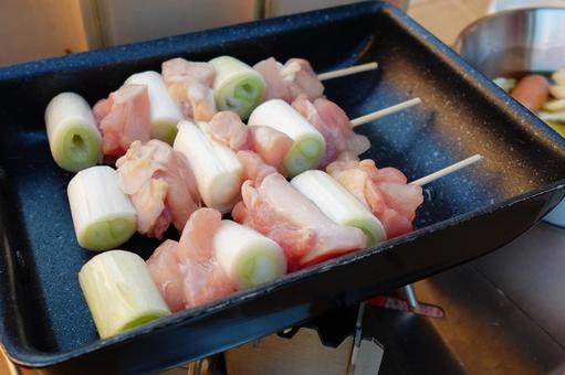 焼き鳥 焼き鳥 焼き鳥,キャンプ,キャンプ飯の写真素材