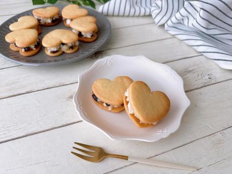 Photo, raisin sand cookies, raisin sandwich, butter sandwich, 