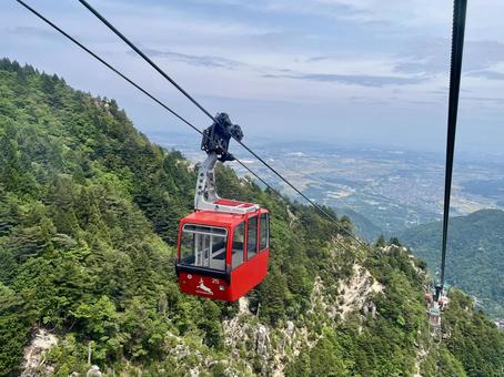 御在所岳ロープウェイ 御在所岳ロープウェイ ロープウェイ,乗り物,山の写真素材