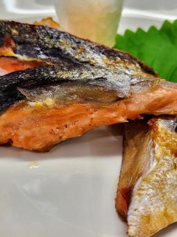 Photo, salmon, grilled fish, grilled beef, 
