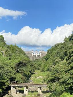 嘉瀬川下流から望む北山ダム 佐賀県 嘉瀬川下流から望む北山ダム 佐賀県 ダム,北山ダム,嘉瀬川の写真素材